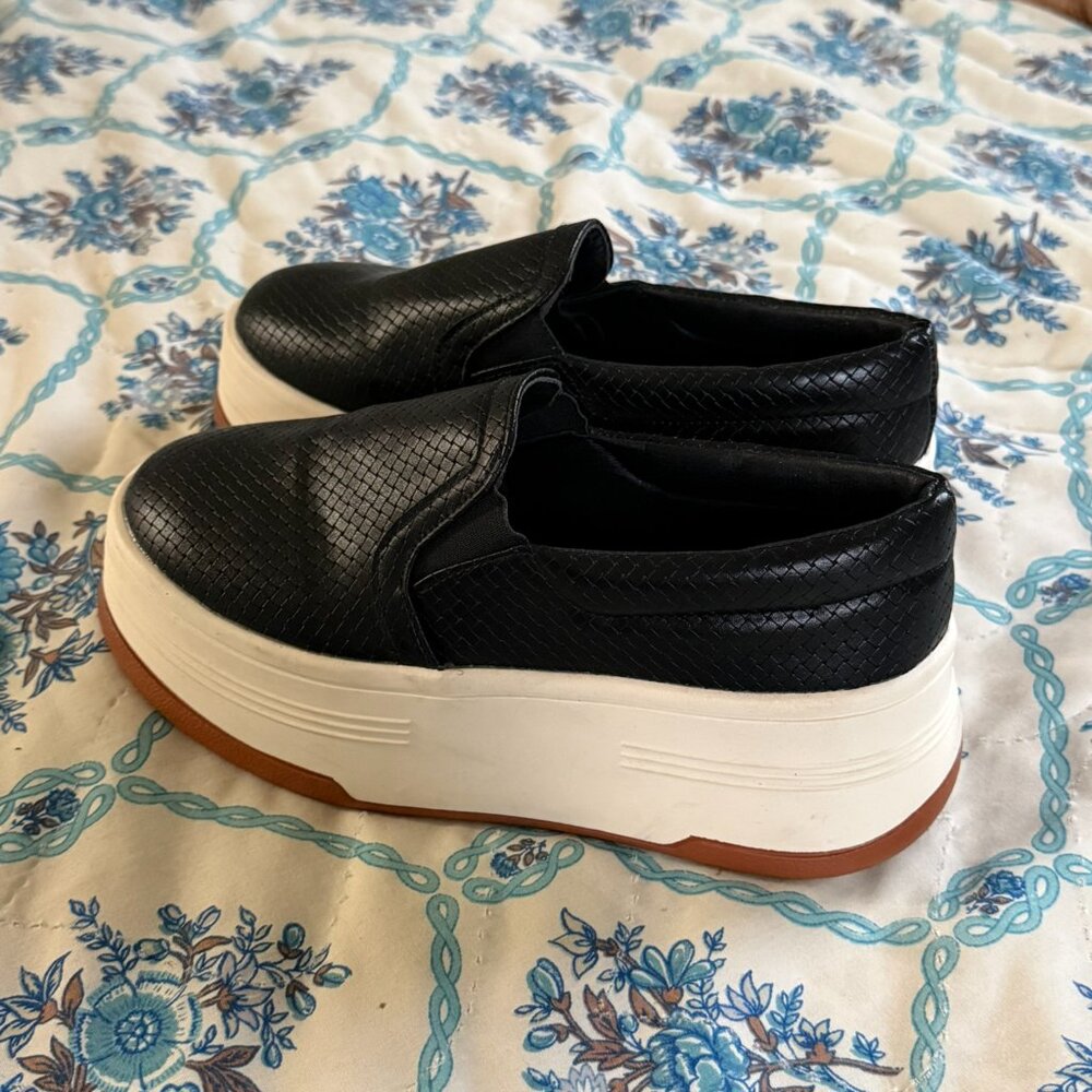 Black Platform Sneaker Slip-on - Picture 5 of 5